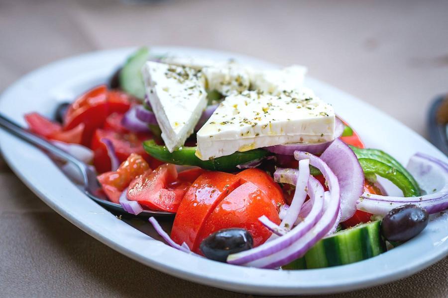 Horiatiki salata (insalata greca)